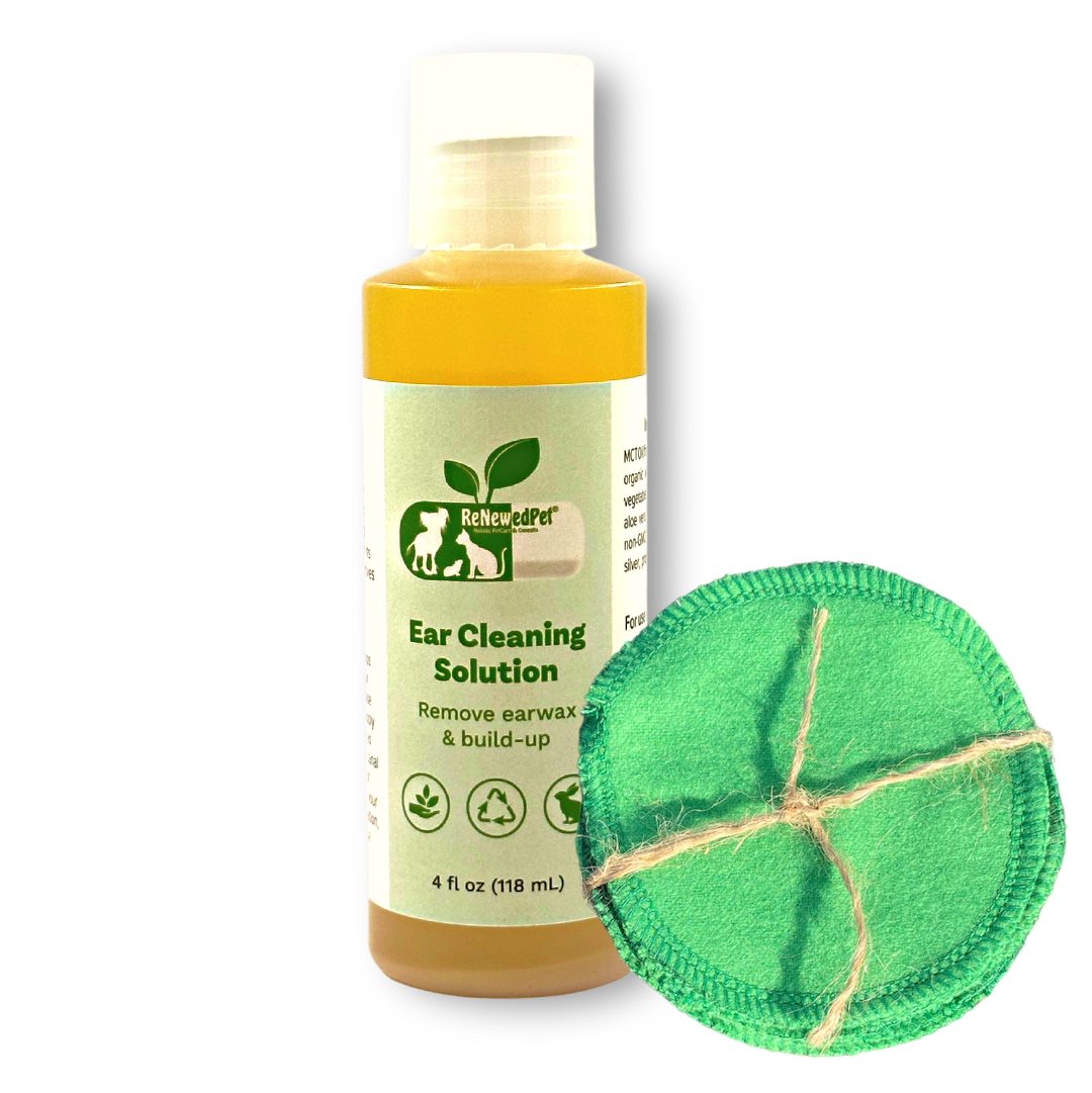 Amber pet ear cleaning solution bottle, 4 fl oz (118 mL), with green cleaning pad