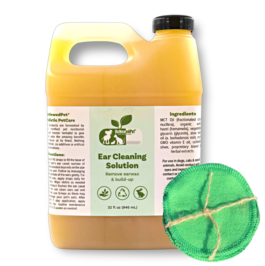 Amber pet ear cleaning solution jug, 32 fl oz (946 mL), with green cleaning pad